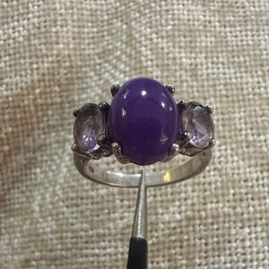 Elegant Purple Gemstone VINTAGE Ring